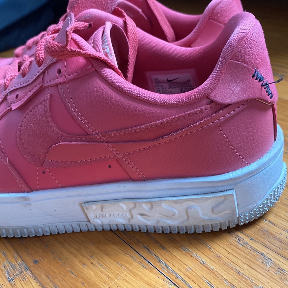 Nike React Hot Pink Air Max - Picture 4 of 7